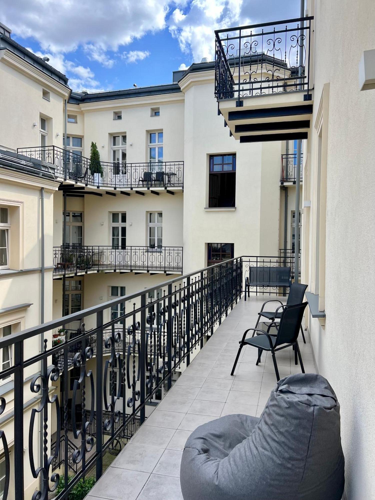 Sebastiana Street Luxury Apartment Kraków Exteriör bild