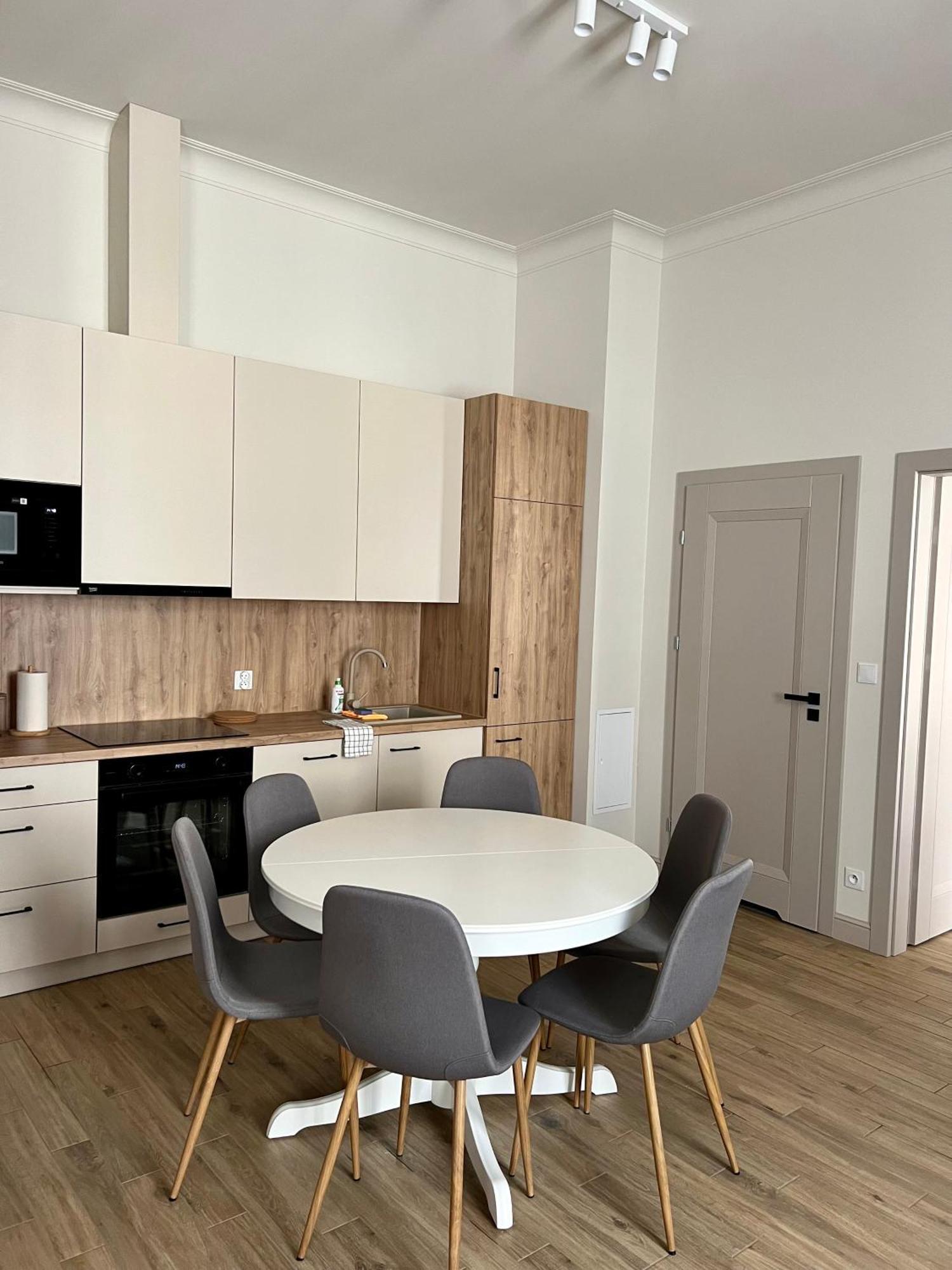 Sebastiana Street Luxury Apartment Kraków Exteriör bild